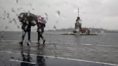 AKOM, İstanbul’da çarşamba gününden itibaren Balkanlar üzerinden gelecek serin ve