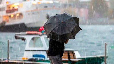 AKOM, İstanbul genelinde gök gürültülü sağanak yağış uyarısında bulundu. Yağışların