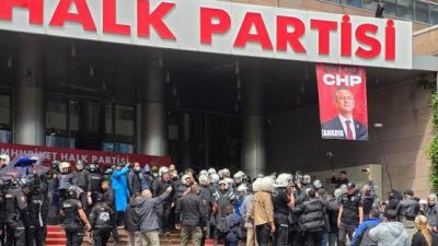 Kemal Kılıçdaroğlu’nun İstanbul’daki rozet törenine cast ajanslarından ücretli katılımcı taşındığı
