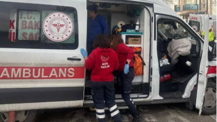 Isparta’nın Şarkikaraağaç ilçesinde tartıştığı eşi F.K. tarafından pompalı tüfekle vurulan